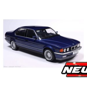 vieille voiture allemande limousine bleu