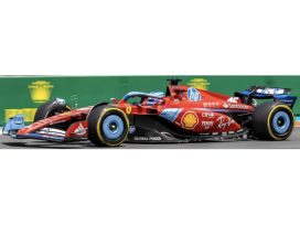voiture italienne de course formule 1 rouge