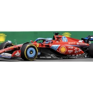 voiture italienne de course formule 1 rouge