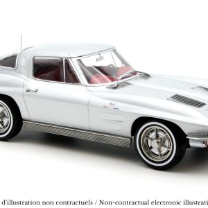 vieille voiture americaine coupe grise