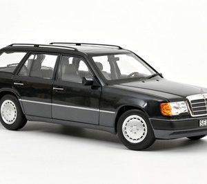 vieille voiture allemande break noir