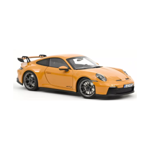 voiture allemande de sport coupe orange