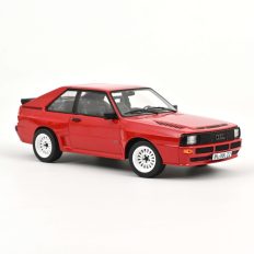 vieille voiture de sport coupe rouge