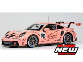 voiture allemande coupe de course rose