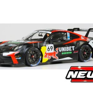 voiture de course allemande coupe noire