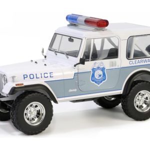 vieille jeep de police americaine blanche et grise