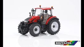 gros tracteur agricole rouge et noir