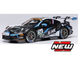 voiture coupe allemande de course bleu et noire