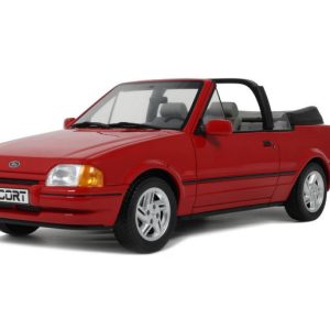 vieille voiutre cabriolet rouge