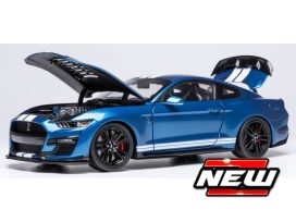 voiture de sport americaine coupe bleu