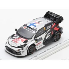 voiutre de course blanche et noire