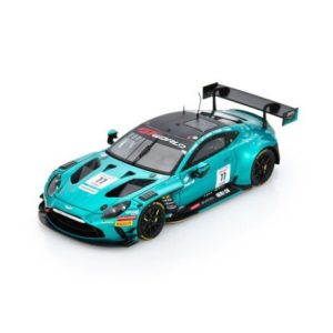 voiture de course anglaise verte