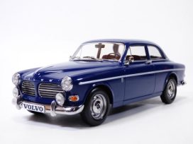 vieille voiture suedoise bleu