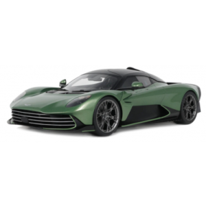 voiture de sport anglaise verte