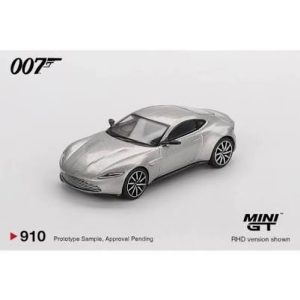 voiture de sport coupe anglaise grise