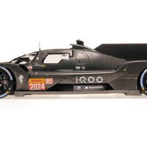 voiture de course allemande gris foncé