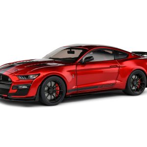 voiture de sport americiane coupe rouge avec bandes noires