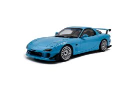 vieille voiture tuning bleu