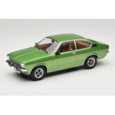 vieille voiture allemande coupe verte