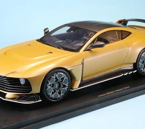 voiture de sport anglaise jaune
