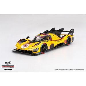vieille voiture de course italienne jaune