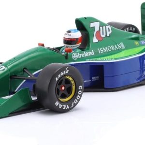vieille voiture de course formule 1 verte