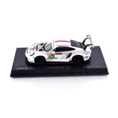 voiture de course allemande coupe blanche