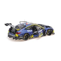 voiture de course allemande bleu