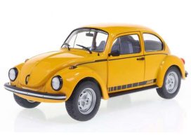 vieille voiture allemande orange