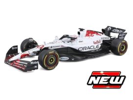 voiture de course formule 1 blanche et noire