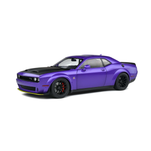 voiture americaine coupe mauve