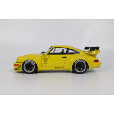 voiture allemande de sport coupe jaune