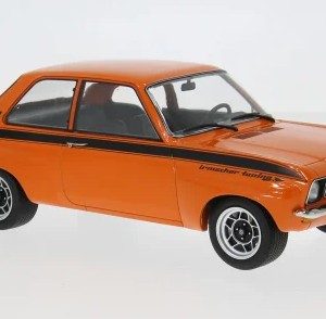 vieille voiture de sport coupe orange et noire