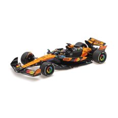 voiture de course formule 1 orange