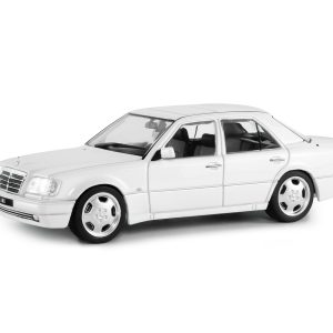 vieille voiture allemande berline grise