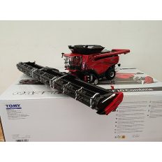grosse machine agricole rouge
