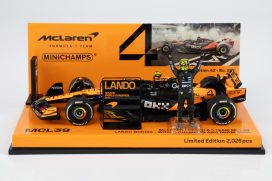 voiture de course formule 1 orange et noire