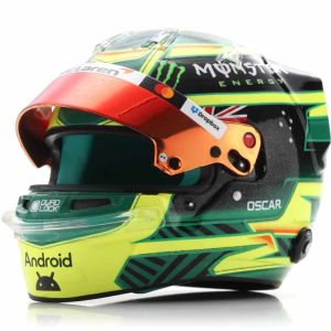casque de pilote de course formule 1 vert