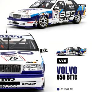 vieille voiture de course berline suedoise blanche et bleu