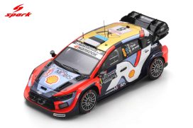voiture de course or bleu et rouge