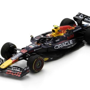 voiture de course formule 1 mauve