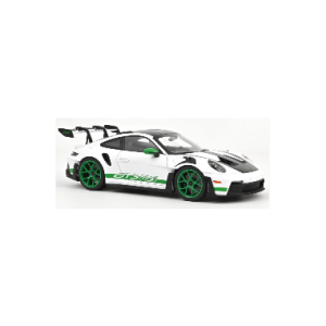 voiture allemande de sport coupe blanche et verte
