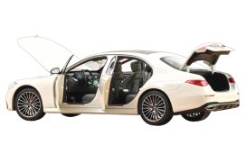 voiture allemande limousine blanche