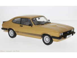 vieille voiture de sport coupe or