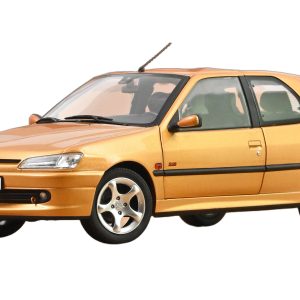 vieille voiture de sport française couleur or