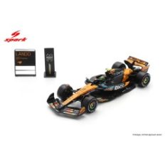 voiture de course formule 1 orange et noire