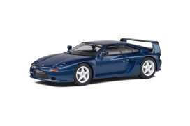 vieille ,voiture française de sport coupe bleu
