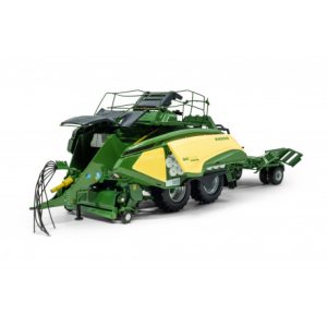 grosse machine agricole verte et jaune