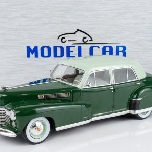vieille voiture de luxe americaine verte