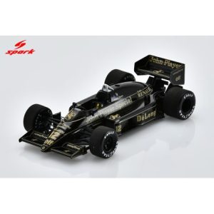 vieille voiture de course formule 1 noire